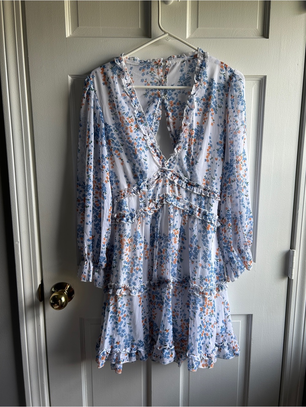 boutique backless floral mini dress